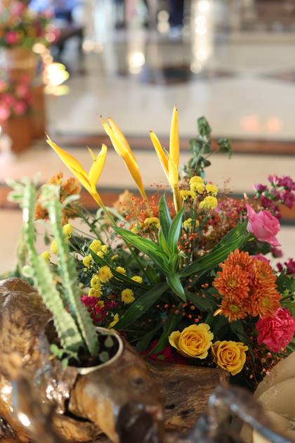 Floral detail — Arrival / Lobby decor — Taj Exotica